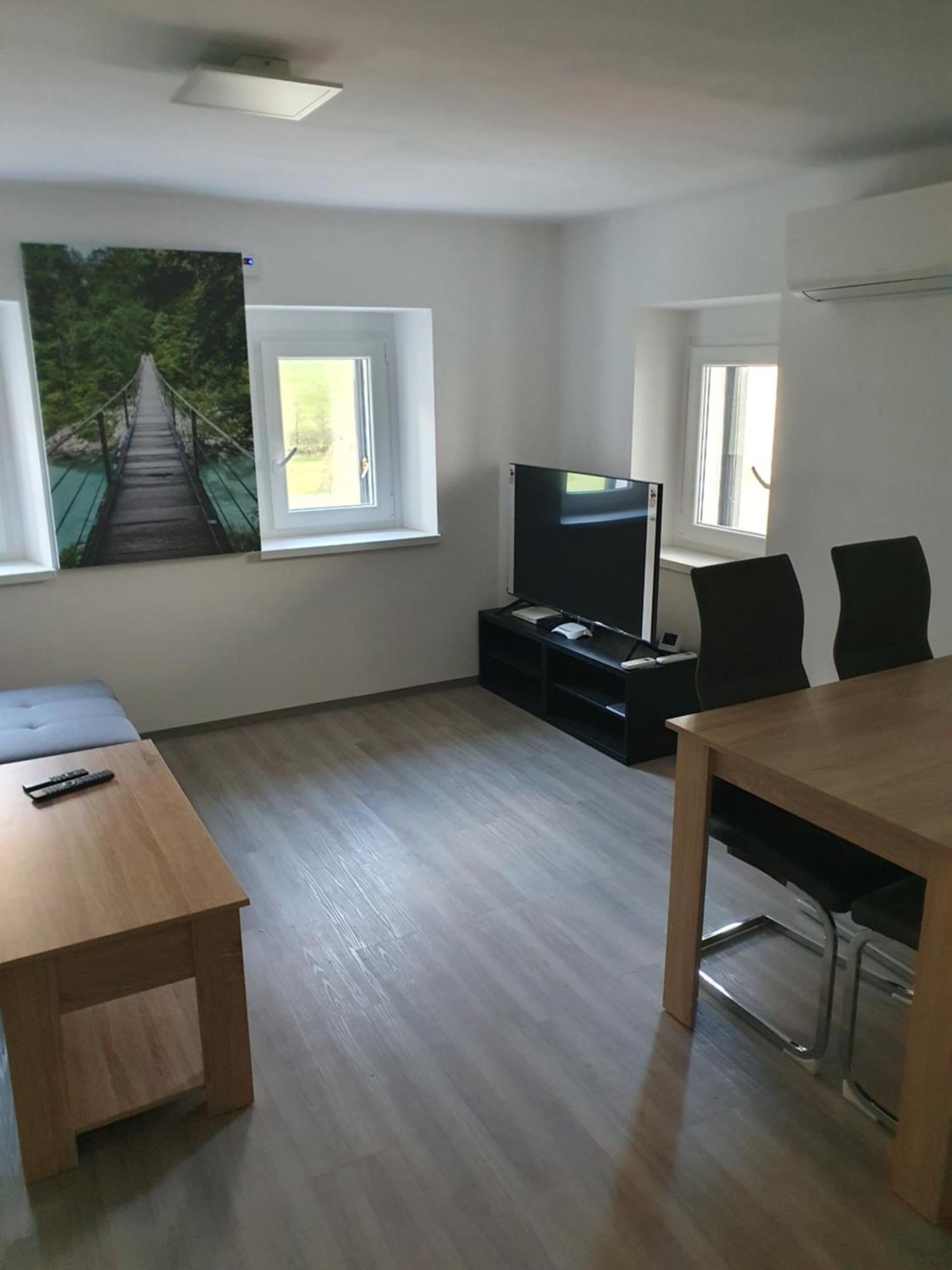 Apartment Ledince Most na Soči Exterior foto